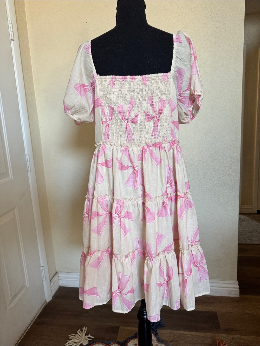 DAVI & DANI cream dress with pink bows🎀 size L - Picture 7 of 13